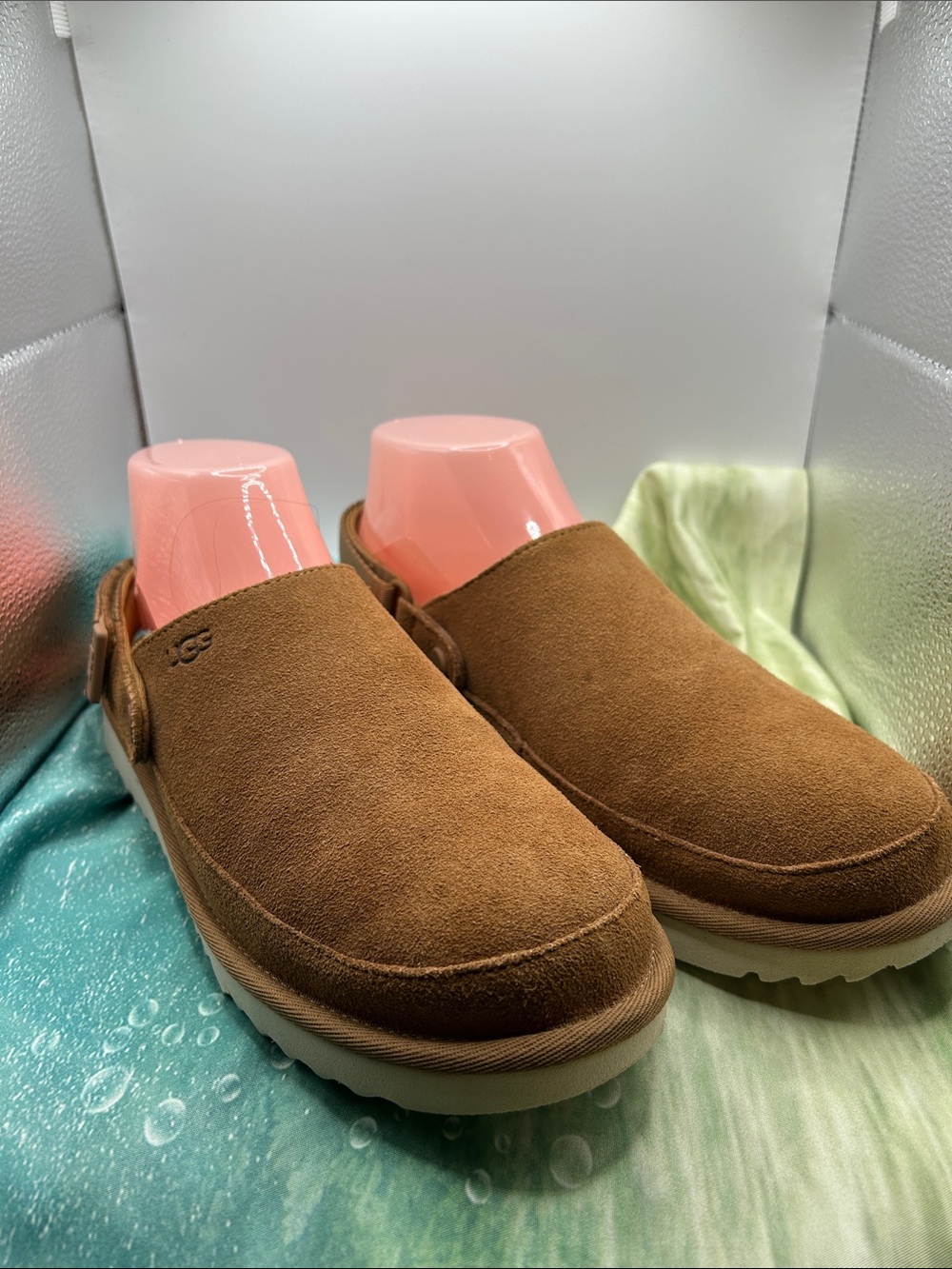 UGG Goldenstar Clog Chestnut Suede Slingback Sandals Size 7.5 women size 6 Kids